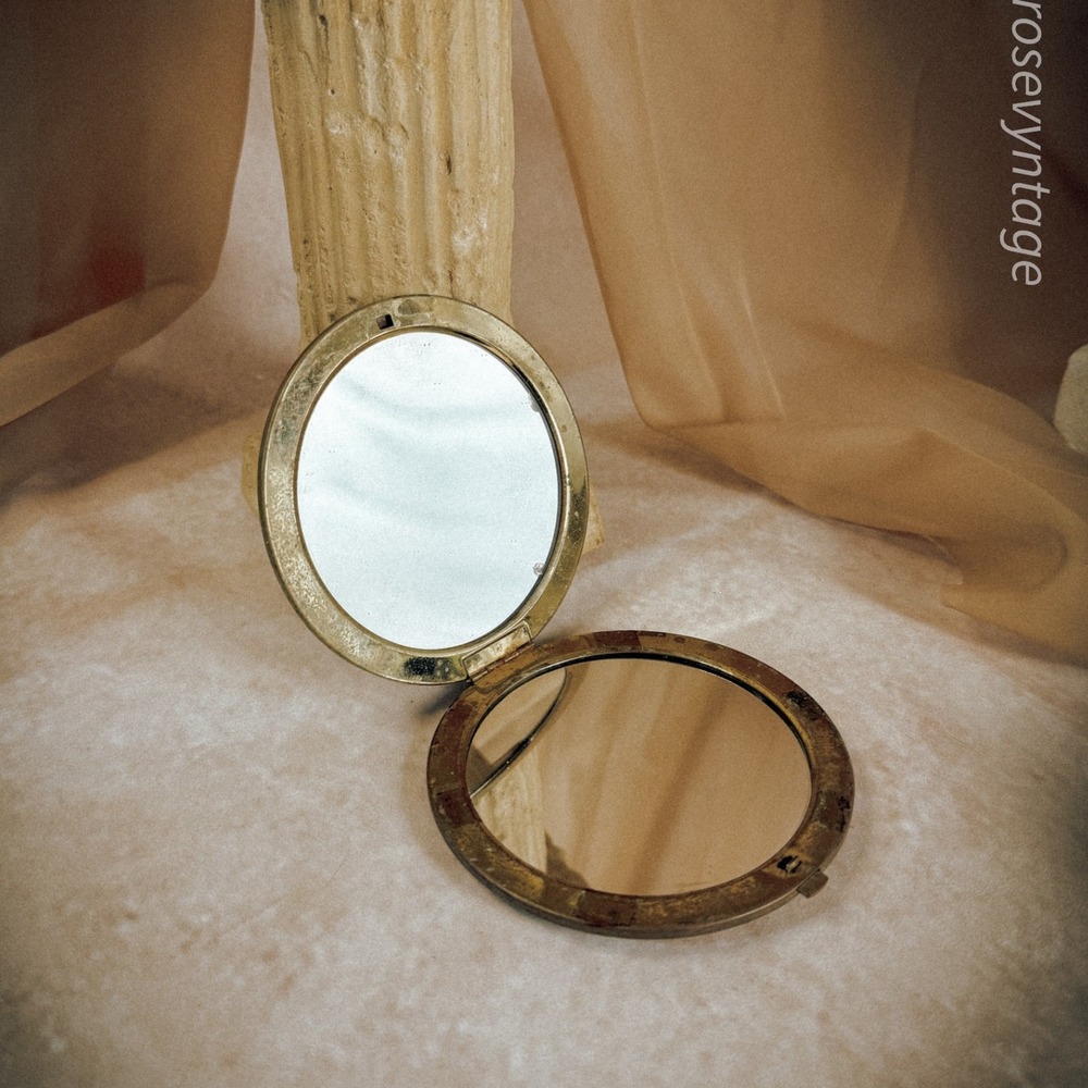 Large‎ Victorian Style Compact Mirror - Picture 2 of 4